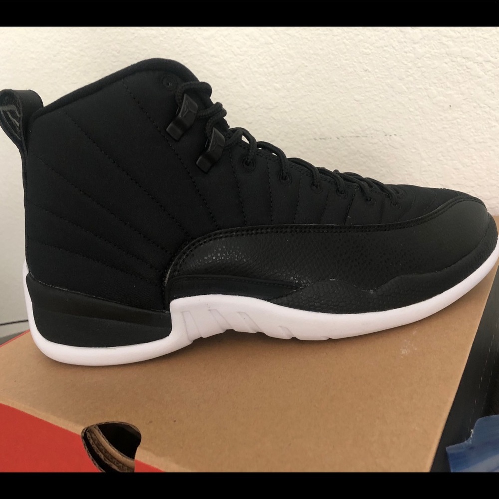 Jordan 13 Reverse Taxis Size 9.5